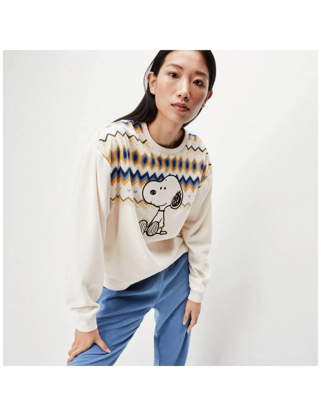 GISELA  PIJAMA MICRO POLAR DE SNOOPY MUJER