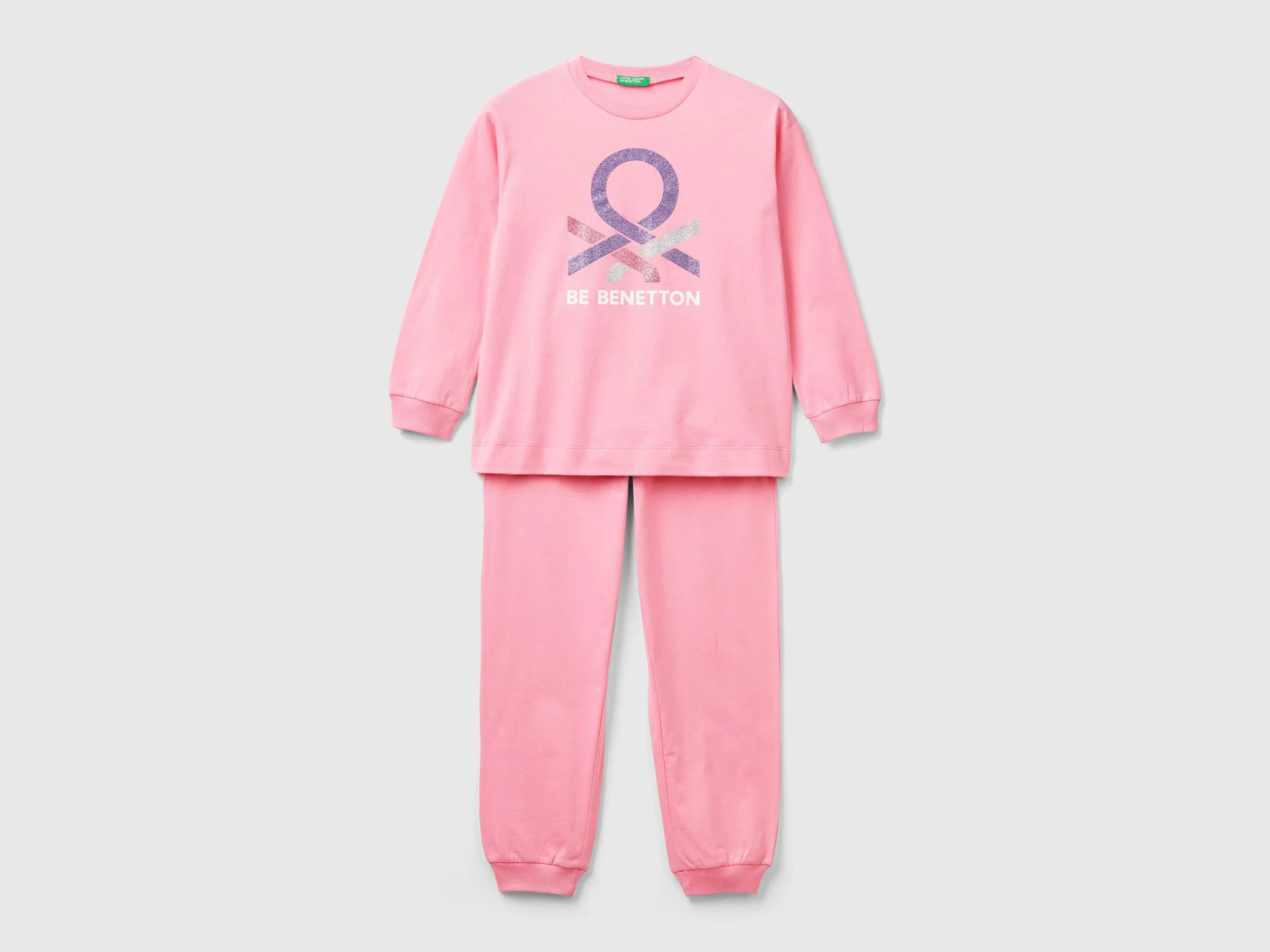 Pijama largo rosa con logotipo de glitter