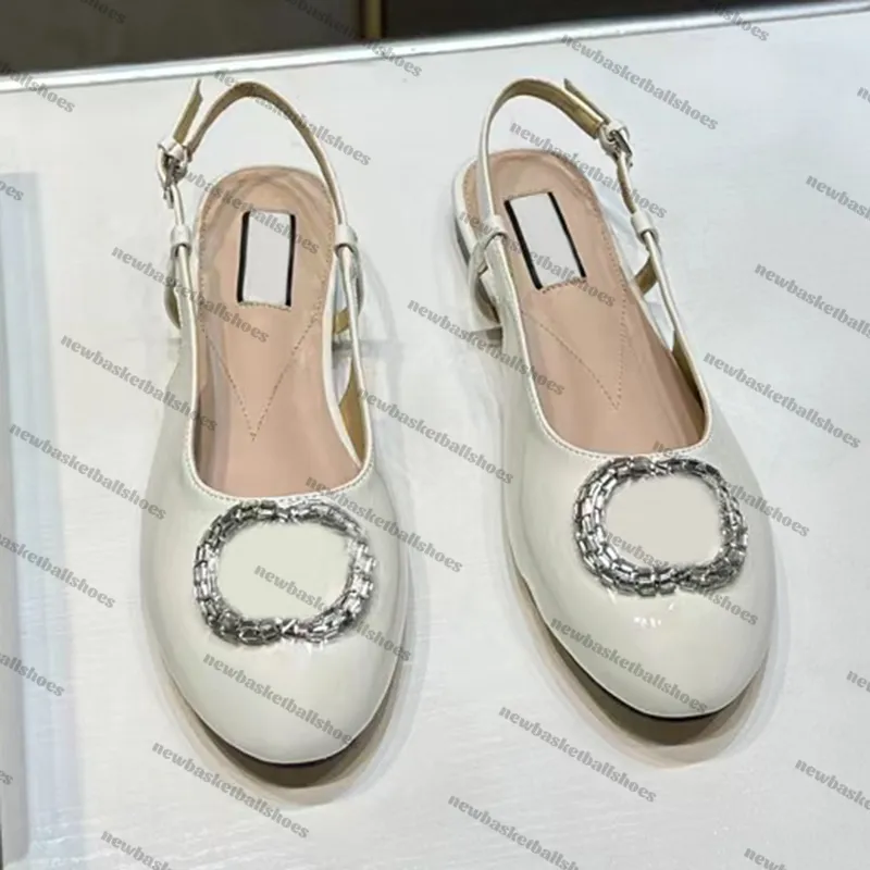 Sandalias de diseñador de zapatillas para mujeres Men blancos Patentes negros oscuro Verde claro Doble cristal Ballets Plats San